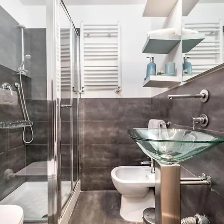 Splendido A Ada * Roma