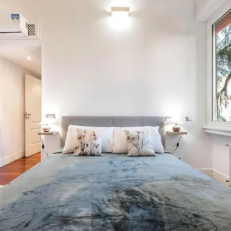 Apartamento Splendido A Ada Roma