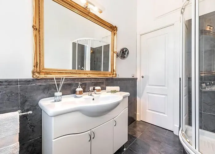 Splendido A Ada * Roma